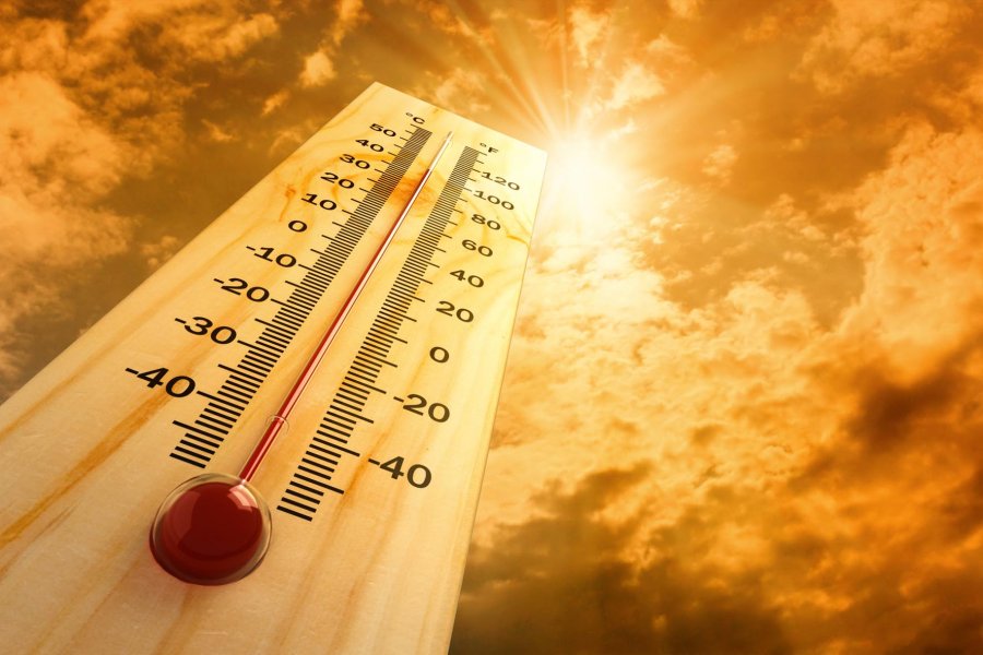 Temperatura të larta në Greqi, kërkohet shmangie e punës së panevojshme 