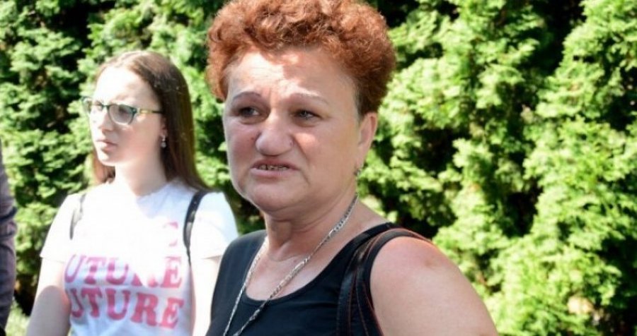 Arrestohet personi që i theu derën e banesës serbes së kthyer në Gjakovë 