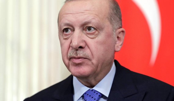  Erdogan nën presion nga akuzat e një bosi të mafias në mërgim 