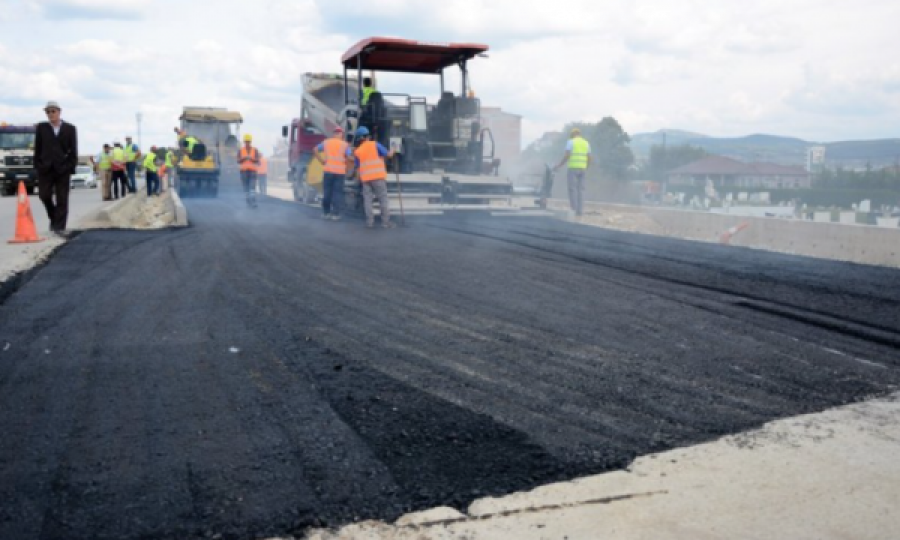 Gjykimi për korrupsion në Gjilan, eksperti i ndërtimtarisë thotë se nuk ka institucion kredibil për të parë cilësinë e asfaltit