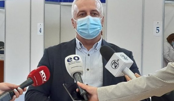  Mbi 71 mijë persona vaksinohen në Kosovë, 73 me dozën e dytë 