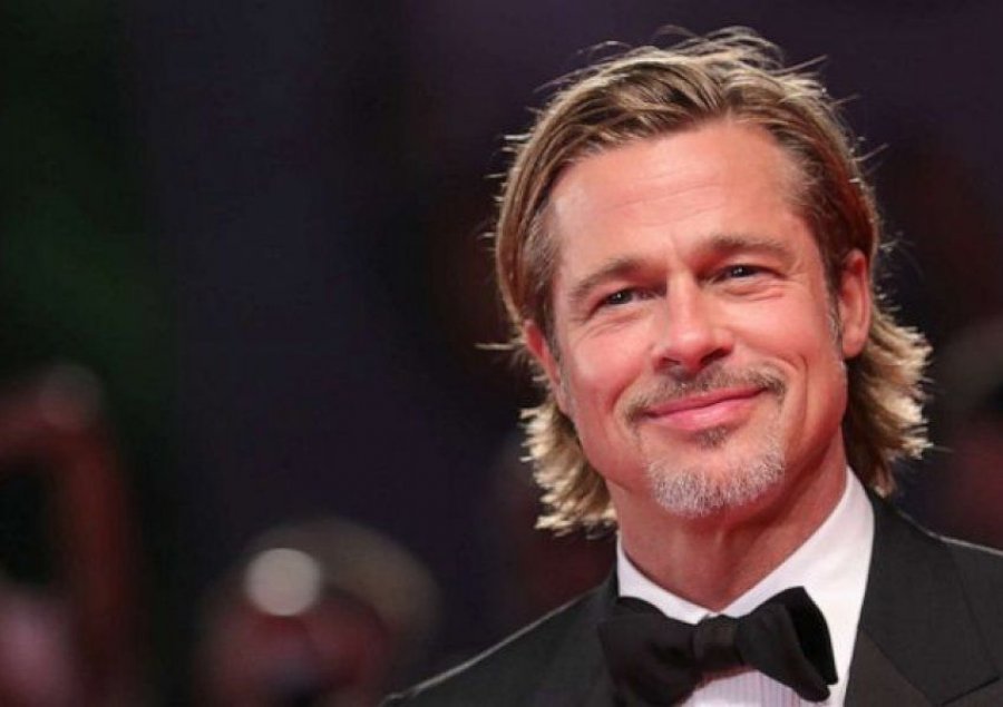 Brad Pitt fillon romancën me aktoren e njohur 
