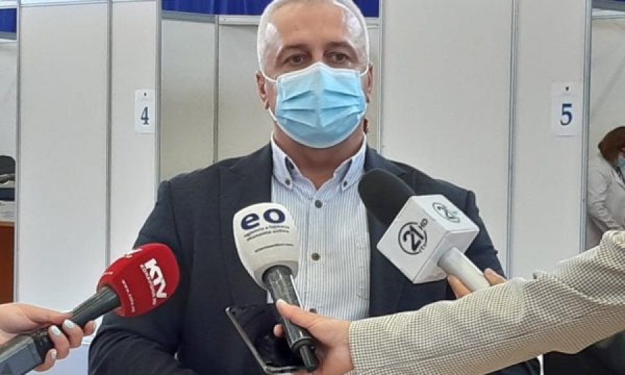  Mbi 71 mijë persona vaksinohen në Kosovë, 73 me dozën e dytë 