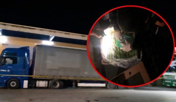  Berishës i shkon një foto: Kjo është banda që ka lidhje me kokainën e kapur në Kosovë