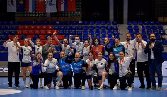 Kurti uron hendbollistet e Kosovës për fitoren e dytë radhazi në kualifikimet për Euro 2022