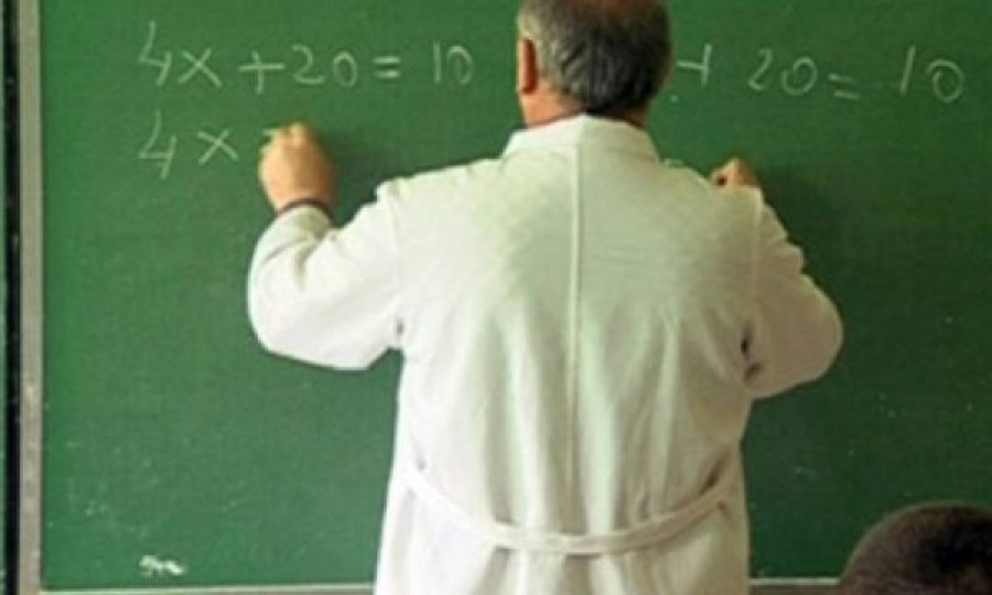 Mësimdhënësi nga Malisheva arrestohet pasi keqtrajtoi nxënësin