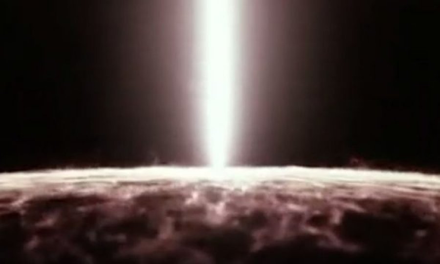  Vdekja e një ylli – Shkencëtarët filmojnë shpërthimin e madh, 1 miliard vite dritë larg 
