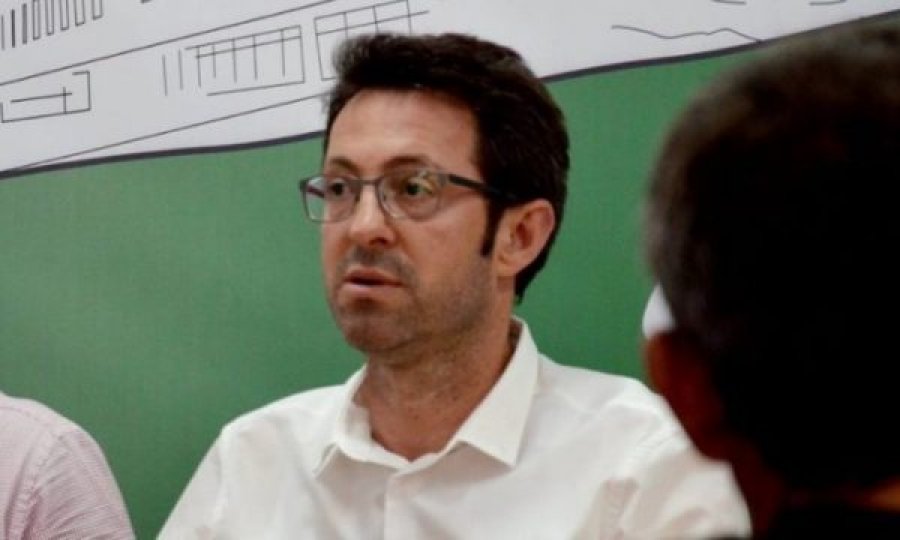Burri i Albulena Haxhiut i reagon sërish Faik Fazliut, pasi ky i fundit e quajti “idiot”