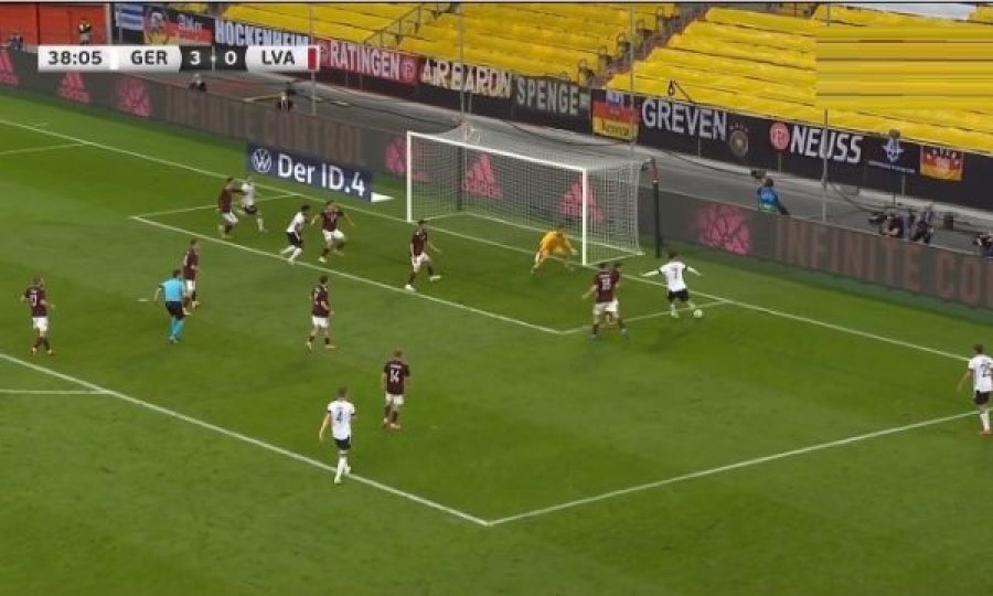 Gjermania po e “shkel” Letoninë, ia shënon edhe golin e katërt