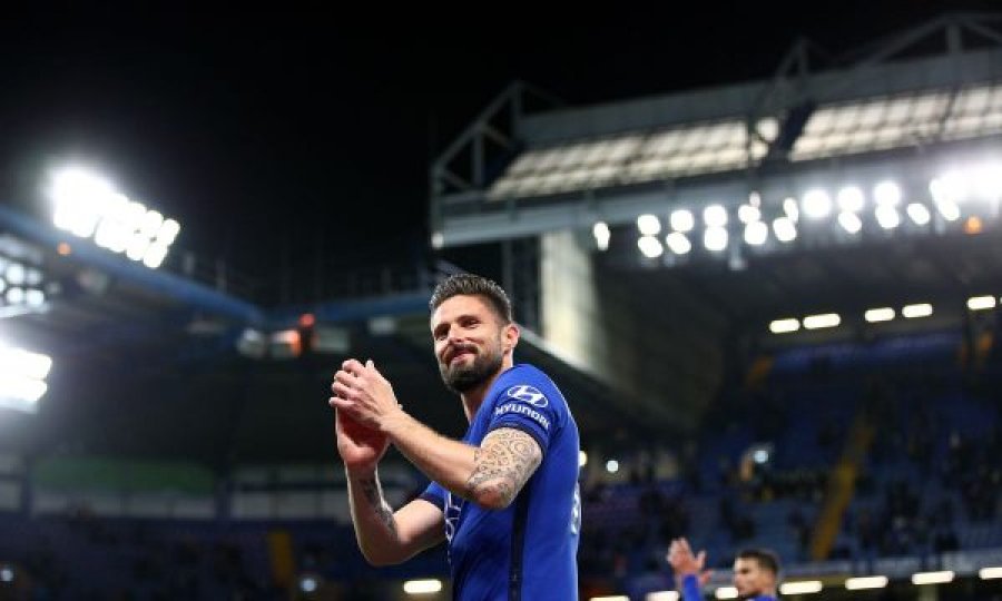 Giroud dështon nga penalltia