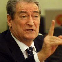 Berisha: Jam në “listën e zezë” amerikane për shkak të konspiracionit Rama, Thaçi, Vuçiç