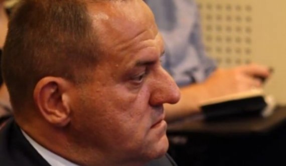 Kuvendi i Kosovës i jep edhe një goditje oligarëve Devolli