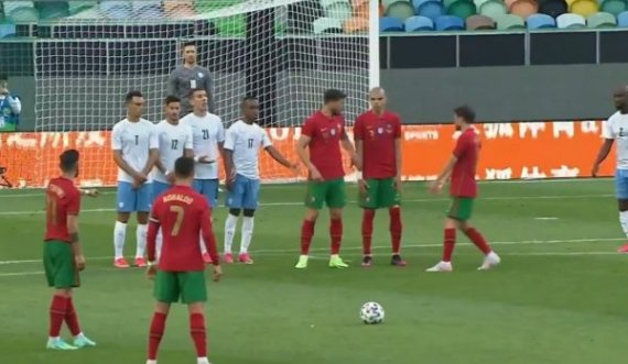 Nuk e lë Fernandesin, Cristiano dështon keq