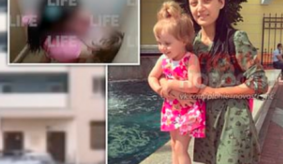 Nëna tund vajzën 3 vjeçare pasi qante shumë, aksidentalisht i bie nga ballkoni