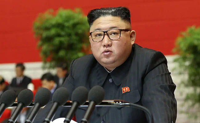  Pamjet e reja të Kim Jong-un nxitin dyshime se ai mund të jetë i sëmurë, është dobësuar dukshëm 