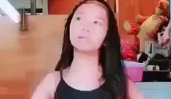  Video me prerje koke në TikTok, rrjeti social kërkon falje pas reagimeve të ashpra 