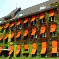 Simmons shpreh dilema për Gjykatën Speciale: EULEX dorëzoi dosje në Beograd