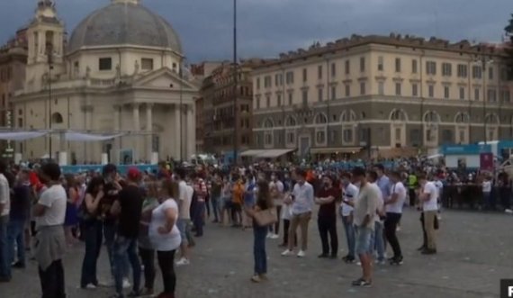 Shumë tifozë rrugëve të Romës, po e presin fillimin e EURO 2020