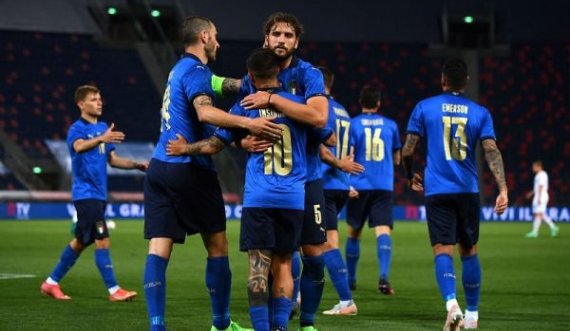 Pse Italia ka fanellat e para të kaltërta edhe pse kjo ngjyrë s’figuron në flamurin e tyre?