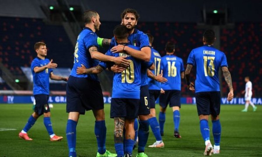 Pse Italia ka fanellat e para të kaltërta edhe pse kjo ngjyrë s’figuron në flamurin e tyre?