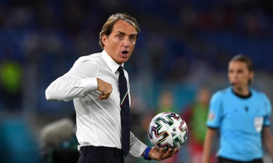Mancini: “Wembley” është 6 ndeshje larg, të qëndrojmë me këmbë në tokë