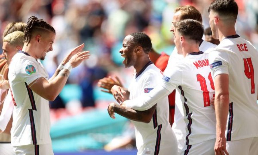  Anglia e mposht Kroacinë në ndeshjen hapëse të Grupit D