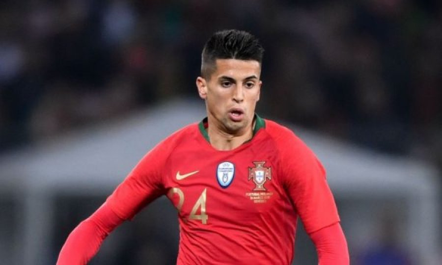 “Alarm” te Portugalia, Cancelo del pozitiv me koronavirus, zëvendësohet nga futbollisti i Milanit