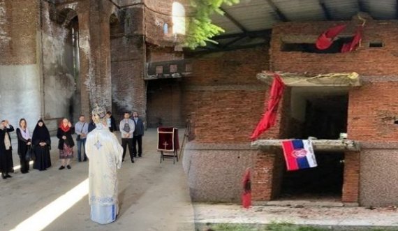 Liturgjia dhe fotografia e flamurit serb në Koshare – A ishin këto provokime të Serbisë para dialogut!