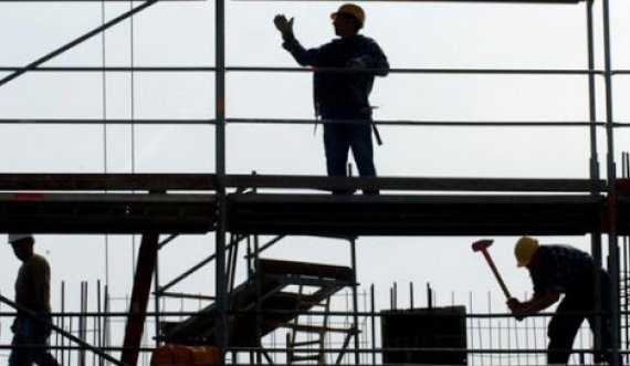 Në Prishtinë punëtori bie nga lartësia, arrestohet pronari i firmës 