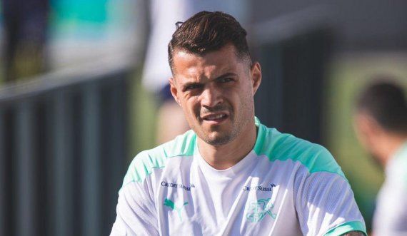 Granit Xhaka surprizon bashkëshorten me ndryshimin drastik në look dhe reagimi i saj nuk duhet humbur!