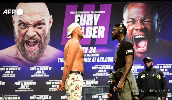 Wilder – Fury, zhvillohet takimi i tyre i parë “sy me sy”, kjo gjë e veçantë ndodhi