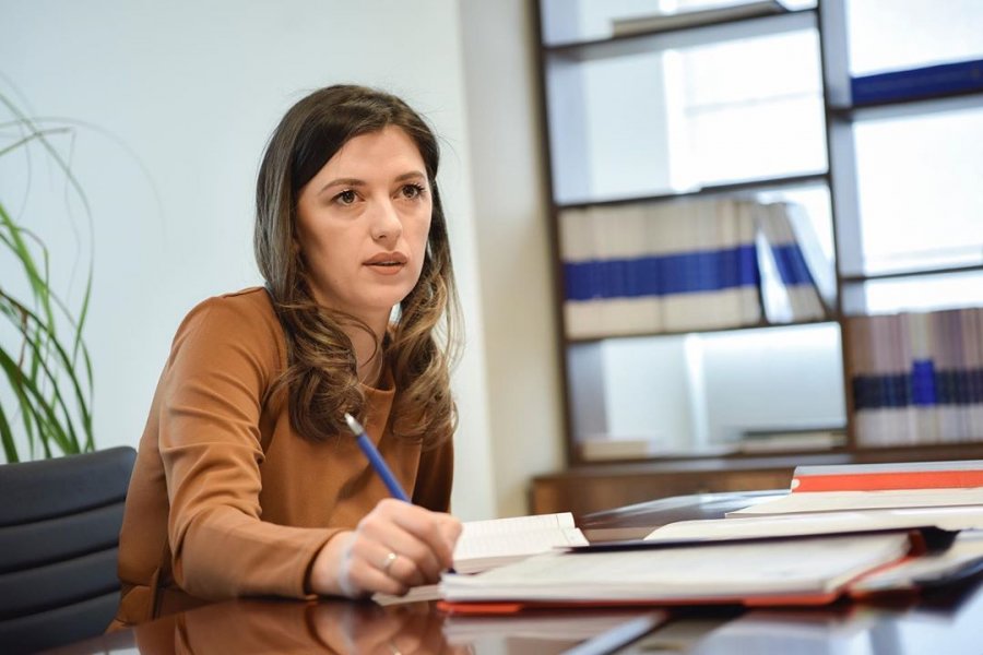 Albulena Haxhiu: Koncept-dokumenti për vettingun, gati deri në muajin gusht