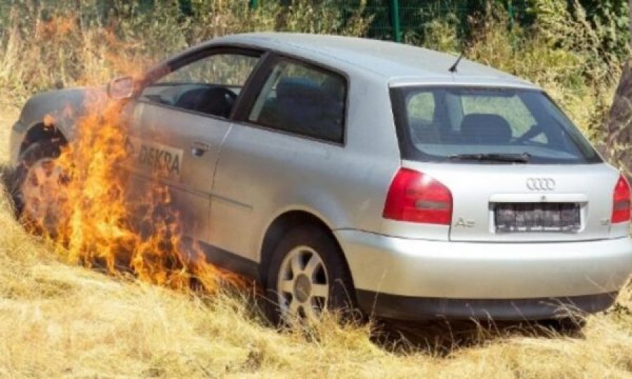 Kujdes, rrezik nga zjarri – vendet se ku nuk duhet të parkoni veturën gjatë nxehtit të madh