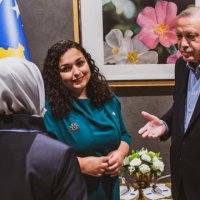 Osmani takon Erdoganin, diskutojnë për thellim bashkëpunimi Kosovë – Turqi