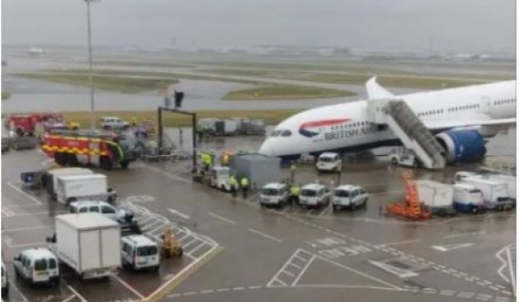  Avioni i British Airways “ngulet” në pistën e Heathrow 