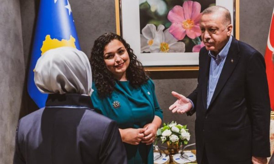 Osmani takon Erdoganin, diskutojnë për thellim bashkëpunimi Kosovë – Turqi