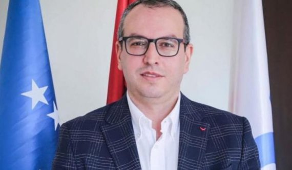 Betim Gjoshi i thotë Albin Kurtit e Vjosa Osmanit: Ndaluni o njerëz, po përfaqësoni Kosovën e jo Teheranin 