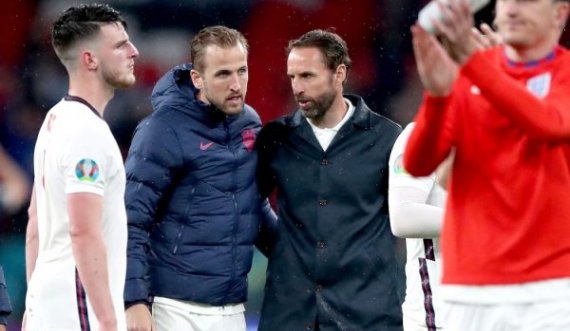 Trajneri i Anglisë i zhgënjyer me futbollistët e tij