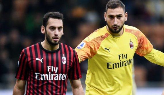 Inter nis bisedimet për t’ia rrëmbyer Milanit mesfushorin turk