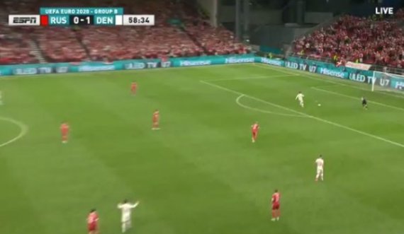 Danimarka dyfishon epërsinë, rrit gjasat për kualifikim tutje