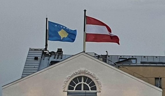  Vjena stoliset me flamuj të Kosovës para takimit të Vjosa Osmanit me liderët e Austrisë 