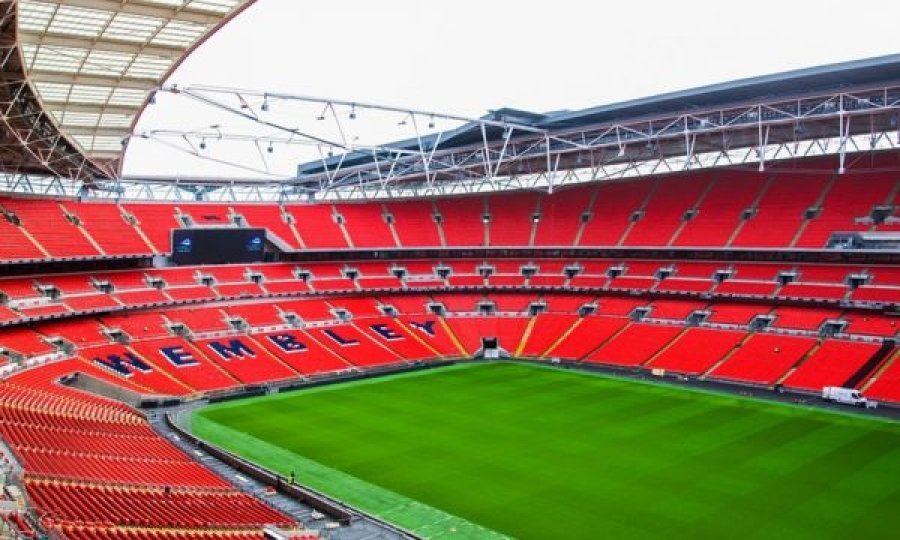 Finalja dhe gjysmëfinalet e Euro 2020 luhen në “Wembley”, lejohen rreth 65 mijë tifozë