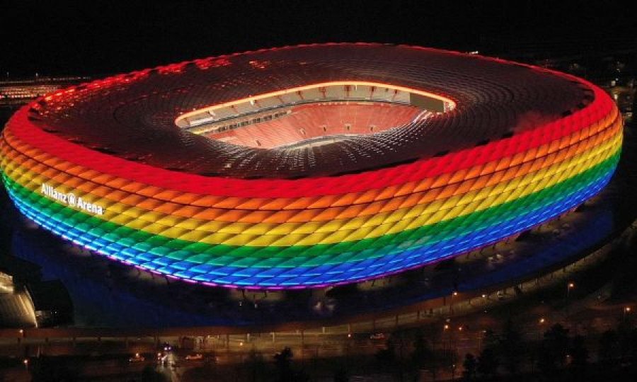 UEFA ndalon Gjermaninë të shpalosë flamurin e komunitetit LGBT në “Allianz Arena”