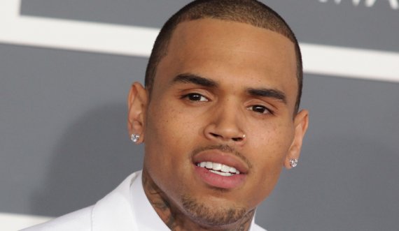  Pas Rihannës, Chris Brown akuzohet për dhunë ndaj një tjetër gruaje 