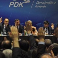 Udhëkryqi i PDK’së, mes Çitakut, Hoxhajt e Memli Krasniqit