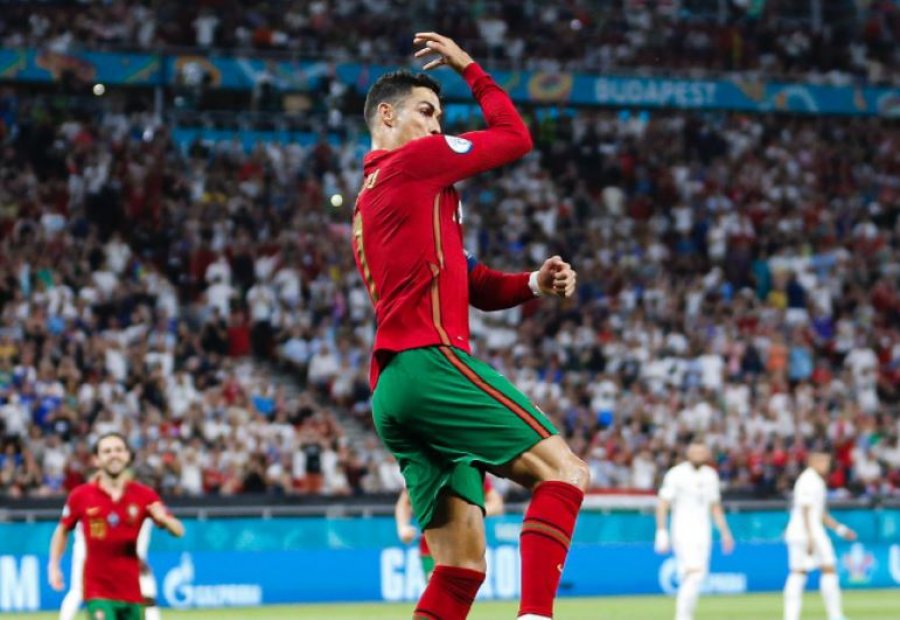 Ronaldo ka një mesazh për tifozët portugez