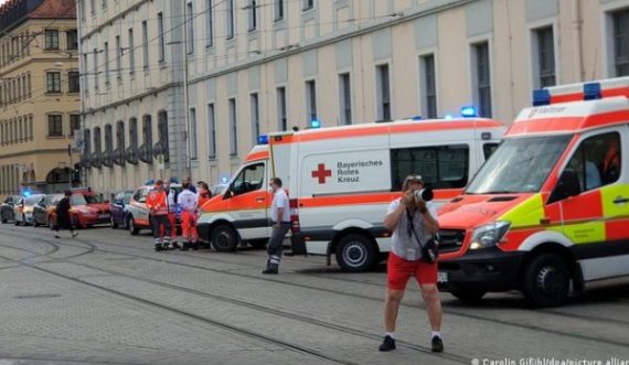 Detaje të reja për sulmin në Gjermani ku u vranë tre persona dhe u plagosën pesë të tjerë