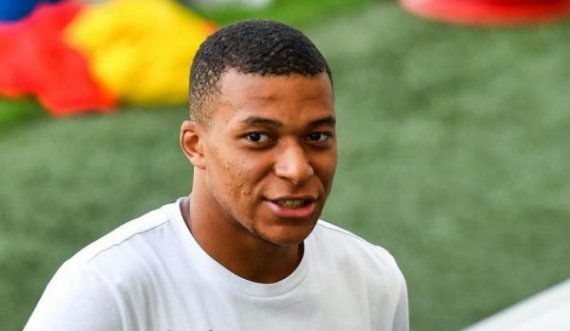 Ancelotti: “Mbappé është i frikshëm”