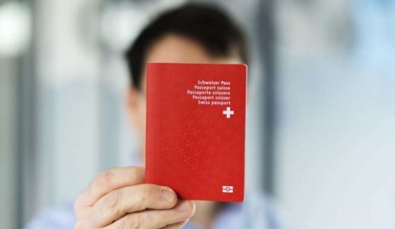 Arsyeja e çuditshme pse kosovarit i refuzohej pasaporta zvicerane