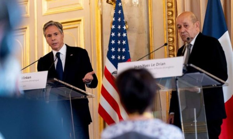 ShBA-ja e Franca paralajmërojnë Iranin: Koha po harxhohet